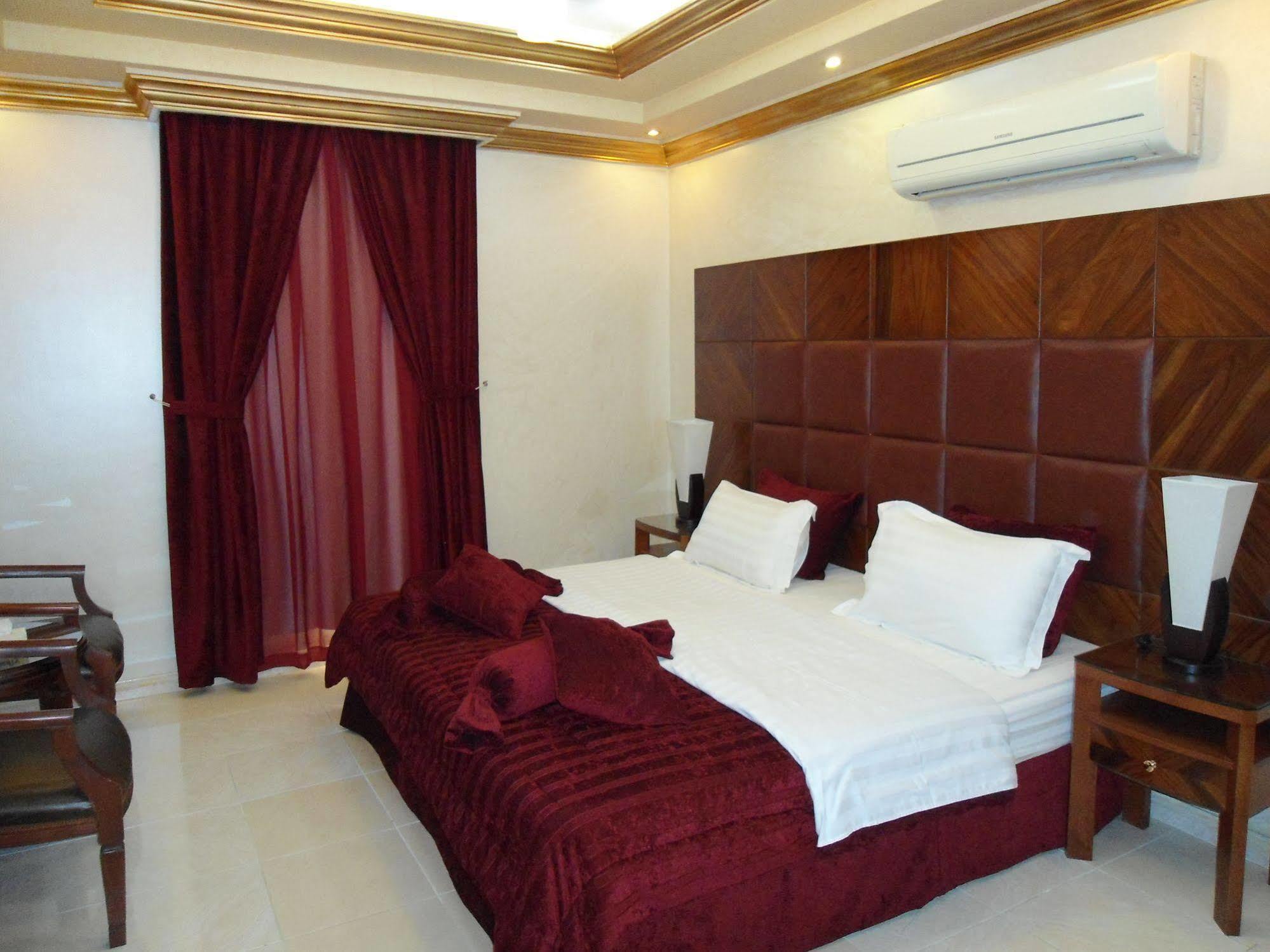 ดูรัต อัล มาตาร์ อพาร์ตเมนต์ Aparthotel เจดดาห์ ภายนอก รูปภาพ